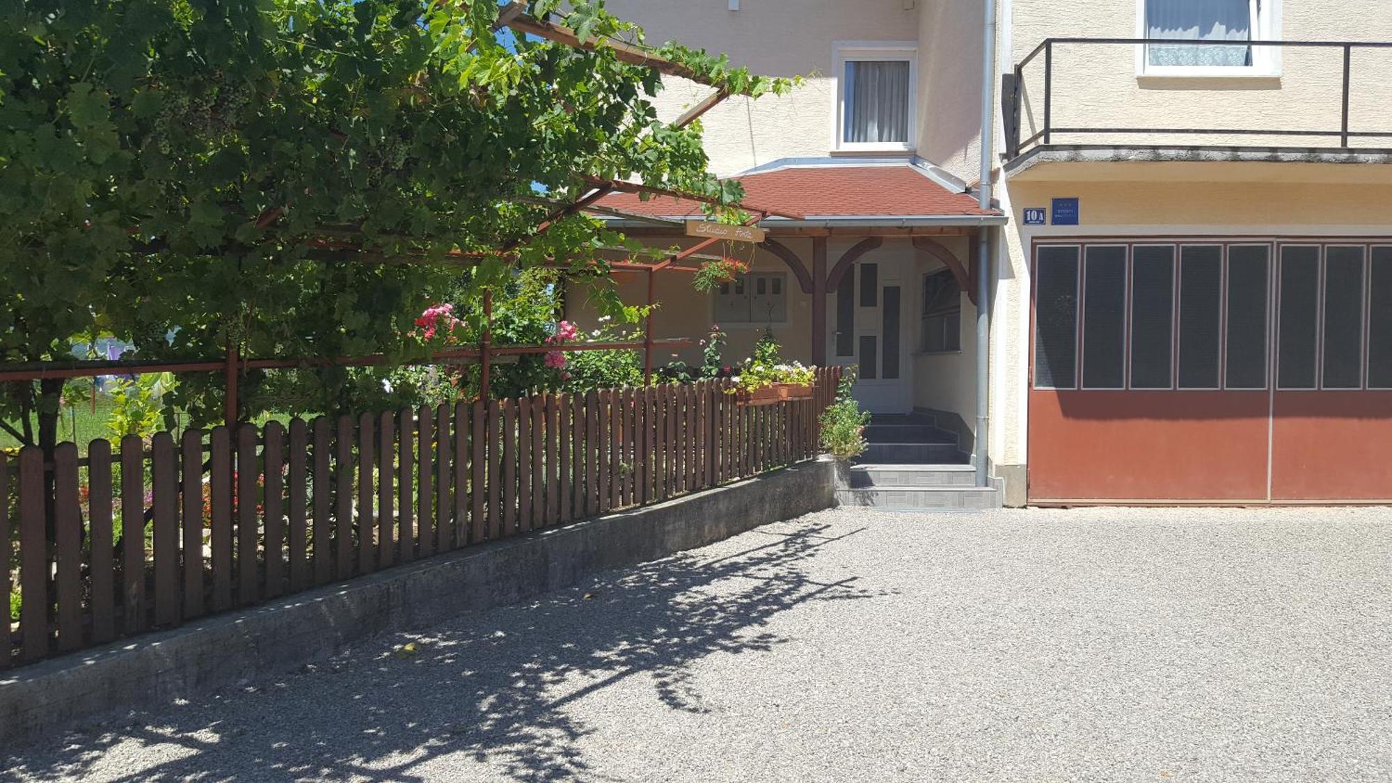 Studio Apartments Ante Rakovica Exteriér fotografie